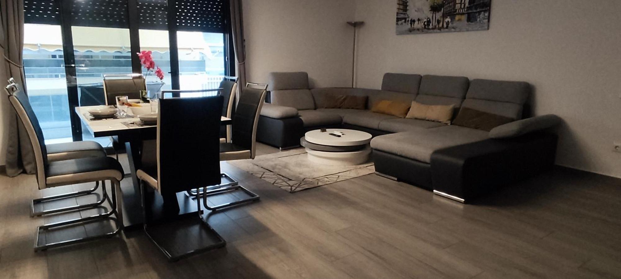 Fabilicious Suites - 2 Apartments- Romantic Jacuzzi & Spacious Family Comfort Ateny Zewnętrze zdjęcie